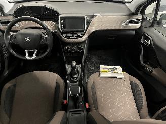 Peugeot 2008 2008 (CU) MPV 1.2 Vti 12V PureTech 82 (EB2F(HMZ)) [60kW]  (03-2013/12-=
2018) picture 11