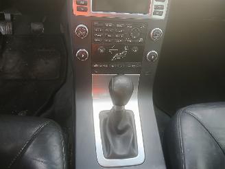 Volvo V-70 V70 (BW) Combi 2.0 D 16V (D4204T(Euro 3)) [100kW]  (10-2007/12-2015) picture 16