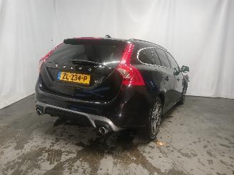 Volvo V-60 V60 I (FW/GW) Combi 2.0 D4 16V (D4204T5(Euro 6)) [133kW]  (10-2013/12-=
2015) picture 5