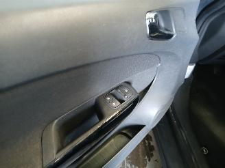 Opel Corsa Corsa D Hatchback 1.2 16V (A12XER(Euro 5)) [63kW]  (12-2009/08-2014) picture 10