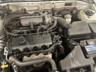 Hyundai Accent Accent Hatchback 1.3 12V (G4EA) [62kW]  (08-2002/11-2005) picture 22