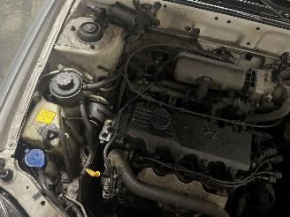 Hyundai Accent Accent Hatchback 1.3 12V (G4EA) [62kW]  (08-2002/11-2005) picture 21