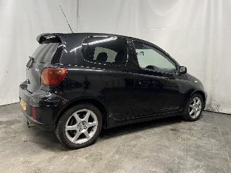 Toyota Yaris Yaris (P1) Hatchback 1.5 TS 16V VVT-i (1NZFE) [77kW]  (01-2003/11-2005=
) picture 5