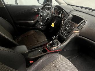 Opel Astra Astra J (PC6/PD6/PE6/PF6) Hatchback 5-drs 1.4 Turbo 16V (A14NEL(Euro 5=
)) [88kW]  (10-2010/10-2015) picture 9