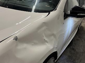 Volkswagen Golf Golf VI (5K1) Hatchback 2.0 TSI R 16V 4Motion (CDLF) [199kW]  (11-2009=
/03-2013) picture 26