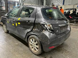 Toyota Yaris Yaris III (P13) Hatchback 1.5 16V Hybrid (1NZ-FXE) [74kW]  (03-2012/09=
-2020) picture 4