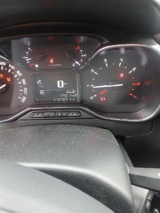 Citroën C3 C3 (SX/SW) Hatchback 1.2 Vti 12V PureTech (EB2F(HMZ)) [60kW]  (07-2016=
/...) picture 2