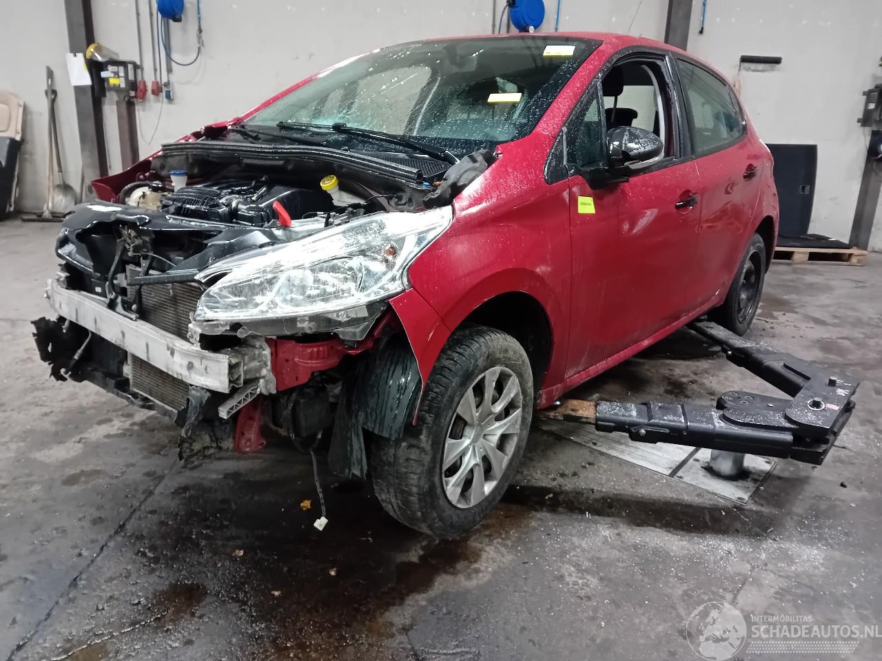 Peugeot 208 208 I (CA/CC/CK/CL) Hatchback 1.2 Vti 12V PureTech 82 (EB2F(HMZ)) [60k=
W]  (03-2012/12-2019)