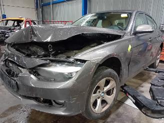 Vrakbiler auto BMW 3-serie 3 serie (F30) Sedan 320d 2.0 16V EfficientDynamicsEdition (N47-D20C) [=
120kW]  (11-2011/10-2018) 2012/5