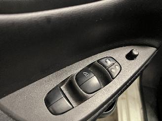 Nissan Pulsar Pulsar (C13) Hatchback 1.2 DIG-T 16V (HRA2DDT) [85kW]  (10-2014/...) picture 21