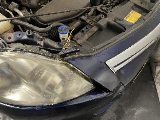 Toyota Auris Auris (E15) Hatchback 1.8 16V HSD Full Hybrid (2ZRFXE) [100kW]  (09-20=
10/09-2012) picture 15