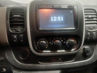 Renault Trafic Trafic (1FL/2FL/3FL/4FL) Van 1.6 dCi 125 Twin Turbo (R9M-452(R9M-D4)) =
[92kW]  (07-2015/...) picture 16