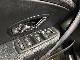 Renault Mégane Megane III Grandtour (KZ) Combi 5-drs 1.5 dCi 110 (K9K-656(K9K-G6)) [8=
1kW]  (02-2009/04-2016) picture 19