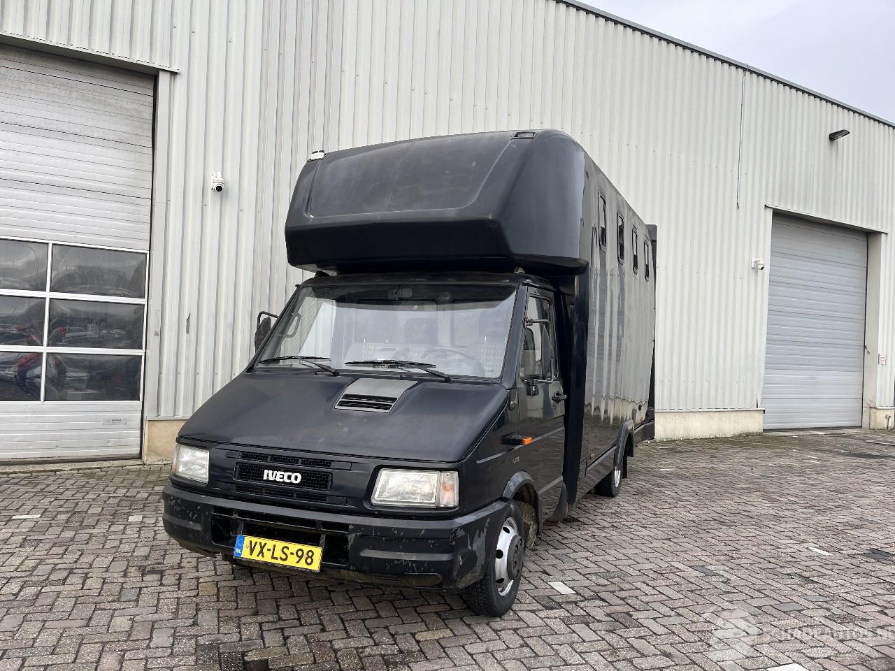 Iveco New Daily New Daily I/II Chassis-Cabine 35.10 (8140.23) [76kW]  (01-1996/04-1999=
)