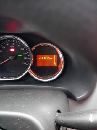 Dacia Logan Logan MCV II/III/Sandero Wagon Combi 0.9 TCE 12V (H4B-400(H4B-A4)) [66=
kW]  (02-2013/...) picture 2