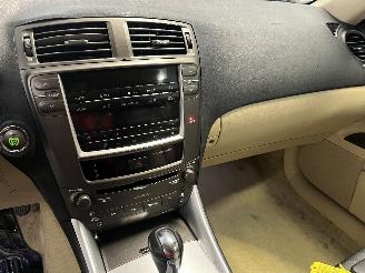 Lexus IS IS (E2) Sedan 250 2.5 V6 24V (4GRFSE) [153kW]  (08-2005/03-2013) picture 30