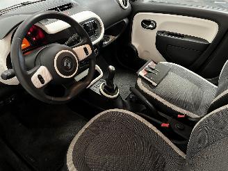 Renault Twingo Twingo III (AH) Hatchback 5-drs 1.0 SCe 70 12V (H4D-400(H4D-A4)) [52kW=
]  (09-2014/...) picture 15