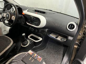 Renault Twingo Twingo III (AH) Hatchback 5-drs 1.0 SCe 70 12V (H4D-400(H4D-A4)) [52kW=
]  (09-2014/...) picture 11