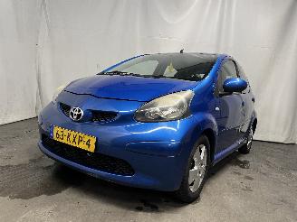 Avarii autoturisme Toyota Aygo Aygo (B10) Hatchback 1.0 12V VVT-i (1KR-FE) [50kW]  (07-2005/05-2014) 2010/5