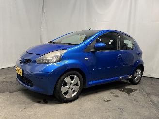 Toyota Aygo Aygo (B10) Hatchback 1.0 12V VVT-i (1KR-FE) [50kW]  (07-2005/05-2014) picture 3