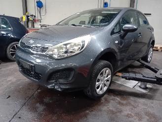 Uttjänta bilar auto Kia Rio Rio III (UB) Hatchback 1.2 CVVT 16V (G4LA5) [63kW]  (09-2011/12-2017) 2013/1