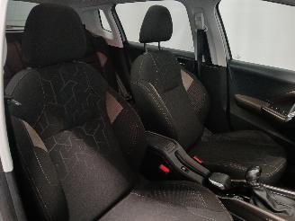 Peugeot 2008 2008 (CU) MPV 1.6 VTI 16V (EP6C(5FS)) [88kW]  (03-2013/12-2019) picture 6