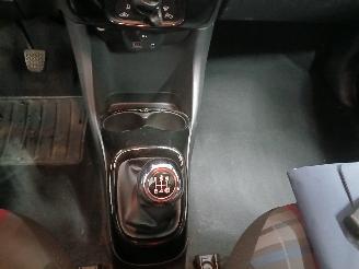 Peugeot 108 108 Hatchback 1.0 12V (1KRFE(CFB)) [51kW]  (05-2014/...) picture 17