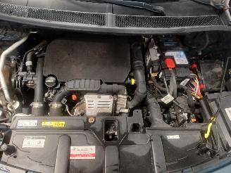 Peugeot 5008 5008 II (M4/MC/MJ/MR) MPV 1.2 12V e-THP PureTech 130 (EB2DTS(HNY)) [96=
kW]  (12-2016/12-2024) picture 28