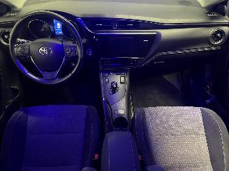 Toyota Auris Auris Touring Sports (E18) Combi 1.8 16V Hybrid (2ZRFXE) [100kW]  (07-=
2013/12-2018) picture 15