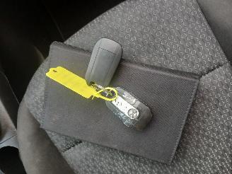 Opel Crossland Crossland (X) SUV 1.2 Turbo 12V (D12XHL(EB2ADT)) [81kW]  (03-2017/...)= picture 25