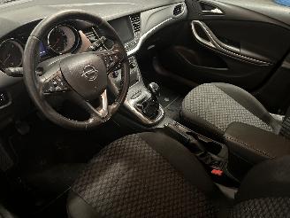 Opel Astra Astra K Sports Tourer Combi 1.6 CDTI 110 16V (B16DTE) [81kW]  (04-2016=
/08-2019) picture 10