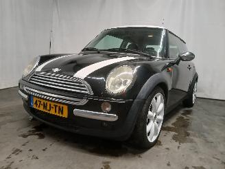 Schadeauto Mini Mini Mini One/Cooper (R50) Hatchback 1.6 16V Cooper (W10-B16A) [85kW]  (06-=
2001/09-2006) 2003/10
