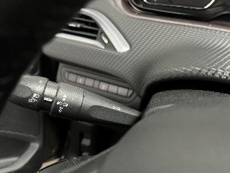 Peugeot 2008 2008 (CU) MPV 1.2 Vti 12V PureTech 82 (EB2F(HMZ)) [60kW]  (03-2013/12-=
2018) picture 14