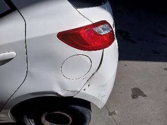 Mazda 2 2 (DE) Hatchback 1.4 CDVi 16V (Y4) [50kW]  (01-2008/11-2010) picture 18