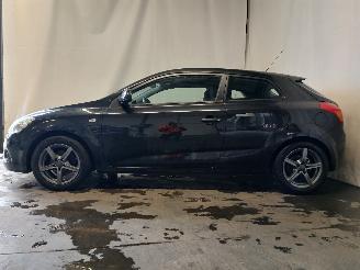 Kia Cee d Cee'd Sporty Wagon (EDF) Combi 1.4 16V (G4FA) [80kW]  (09-2007/12-2012=
) picture 4