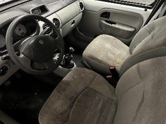 Renault Kangoo Kangoo (KC) MPV 1.6 16V (K4M-752) [70kW]  (06-2001/01-2008) picture 12