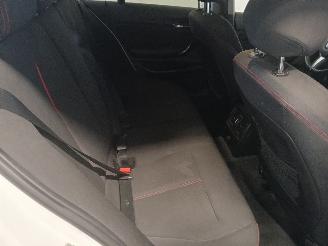 BMW 1-serie 1 serie (F20) Hatchback 5-drs 116i 1.6 16V (N13-B16A) [100kW]  (07-201=
1/02-2015) picture 10