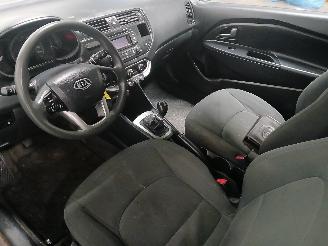 Kia Rio Rio III (UB) Hatchback 1.1 CRDi VGT 12V (D3FA) [55kW]  (09-2011/12-201=
7) picture 11