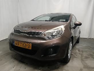 uszkodzony samochody osobowe Kia Rio Rio III (UB) Hatchback 1.1 CRDi VGT 12V (D3FA) [55kW]  (09-2011/12-201=
7) 2012/4