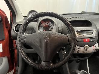 Peugeot 107 107 Hatchback 1.0 12V (384F(1KR)) [50kW]  (06-2005/05-2014) picture 20