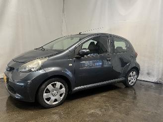 Toyota Aygo Aygo (B10) Hatchback 1.0 12V VVT-i (1KR-FE) [50kW]  (07-2005/05-2014) picture 3