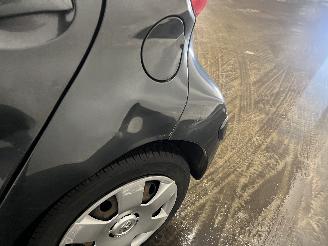 Toyota Aygo Aygo (B10) Hatchback 1.0 12V VVT-i (1KR-FE) [50kW]  (07-2005/05-2014) picture 11