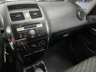 Suzuki SX4 SX4 (EY/GY) SUV 1.6 16V VVT Comfort,Exclusive (M16A VVT) [79kW]  (06-2=
006/...) picture 16