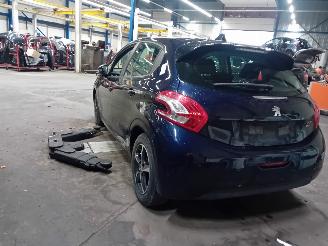 Peugeot 208 208 I (CA/CC/CK/CL) Hatchback 1.4 HDi (DV4C(8HP)) [50kW]  (03-2012/12-=
2019) picture 4