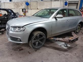 Autoverwertung Audi A4 A4 Avant (B8) Combi 1.8 TFSI 16V (CDHA(Euro 5)) [88kW]  (04-2008/12-20=
15) 2010/11