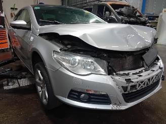 Volkswagen Passat Passat CC (357) Coupé 1.8 TSI 16V (BZB) [118kW]  (06-2008/01-2012) picture 2