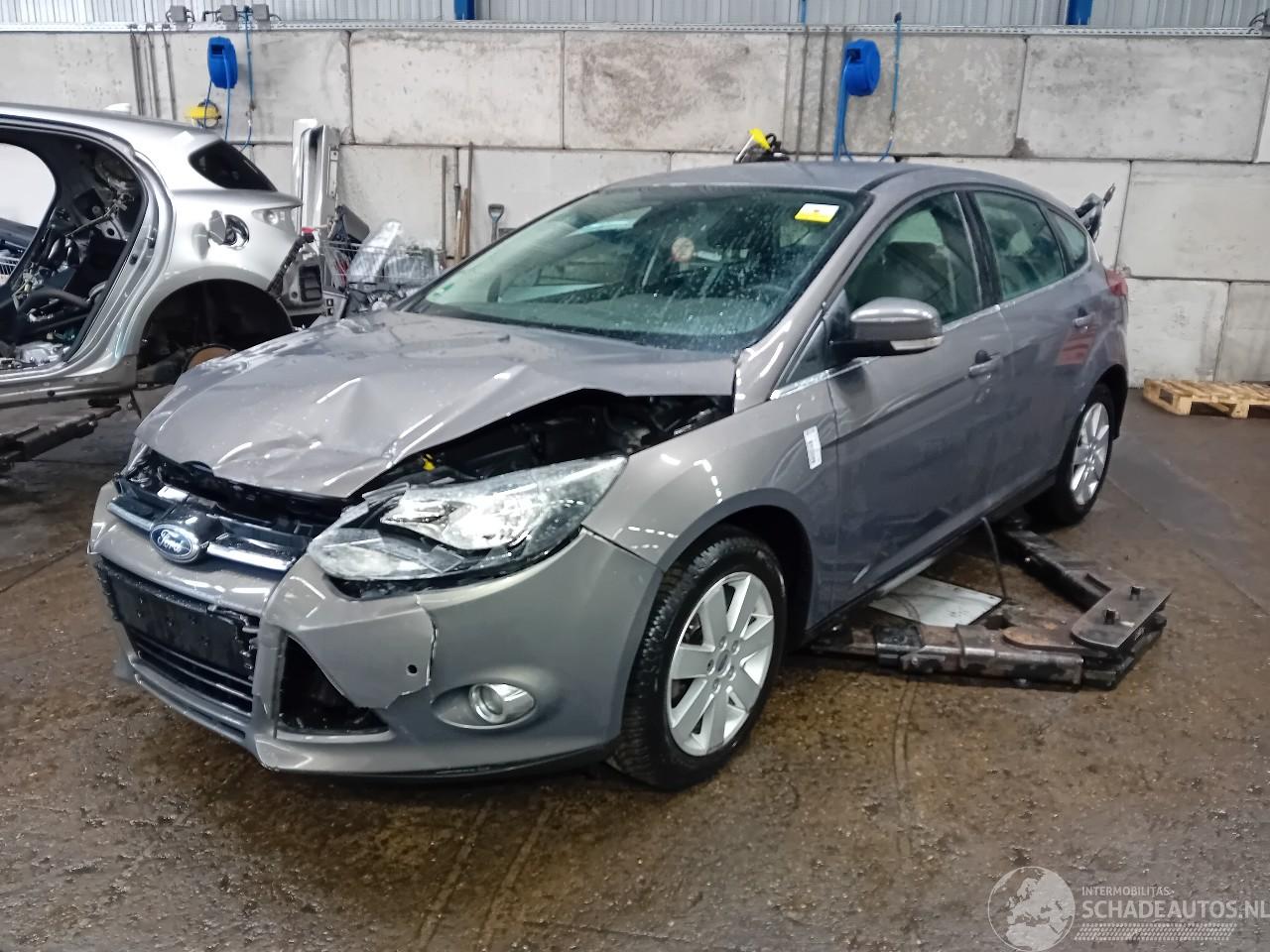 Ford Focus Focus 3 Hatchback 1.6 Ti-VCT 16V 105 (IQDB(Euro 5)) [77kW]  (07-2010/0=
5-2018)