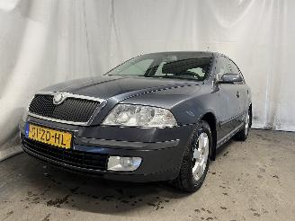 damaged passenger cars Skoda Octavia Octavia (1Z3) Liftback 1.9 TDI (BLS) [77kW]  (06-2004/12-2010) 2008/1