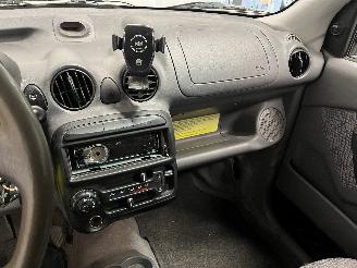 Hyundai Atos Atos Hatchback 1.1 12V (G4HD) [43kW]  (05-2003/05-2005) picture 15