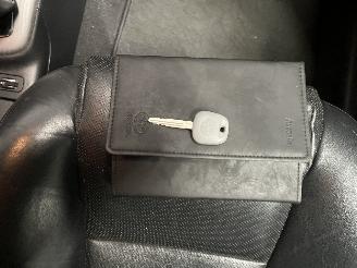 Toyota Avensis Avensis Wagon (T25/B1E) Combi 2.0 16V VVT-i D4 (1AZFSE) [108kW]  (04-2=
003/11-2008) picture 21